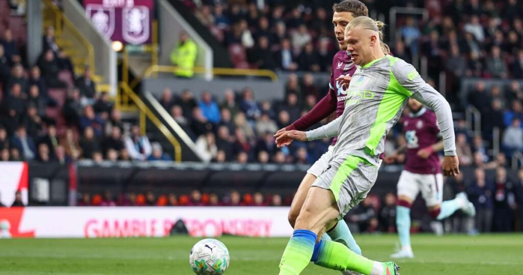 Erling scores for Manchester City against Burnley.