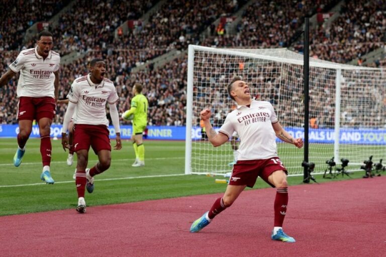 Arsenal Survived Late scare to Edge out West Ham United at London stadium