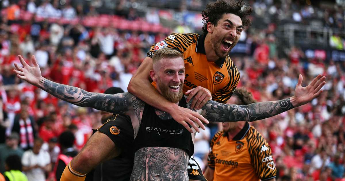 Hull City edge past Middlesbrough to confirm Premier League return