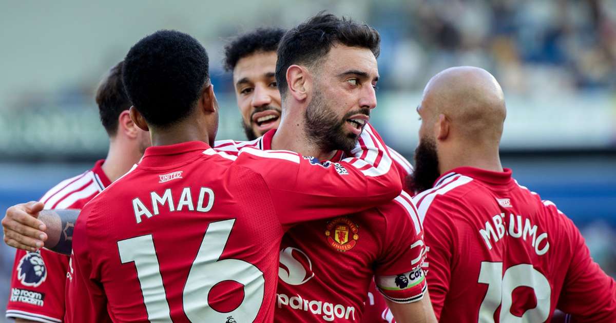Brighton 0-3 Man Utd: Bruno Fernandes breaks record in comfortable away win