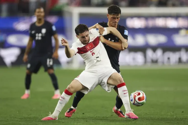 Turkey 3-2 USA: Kaan Ayhan scores 98th-minute winner in Group D