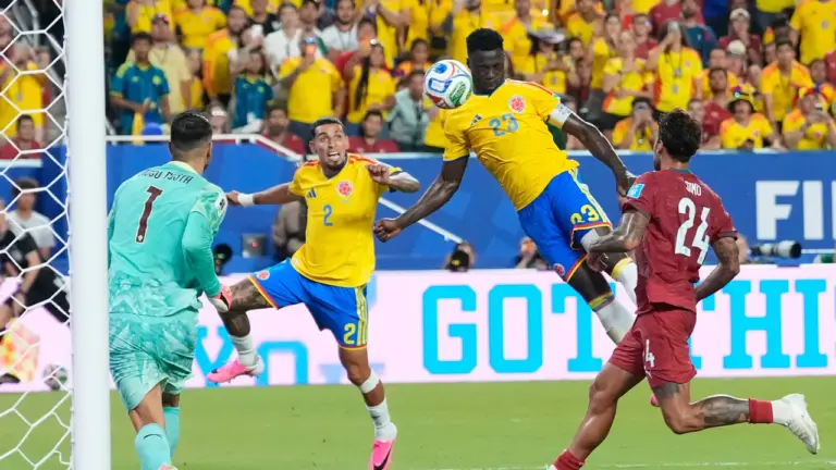 Colombia 0-0 Portugal: Colombia win Group K after entertaining goalless draw