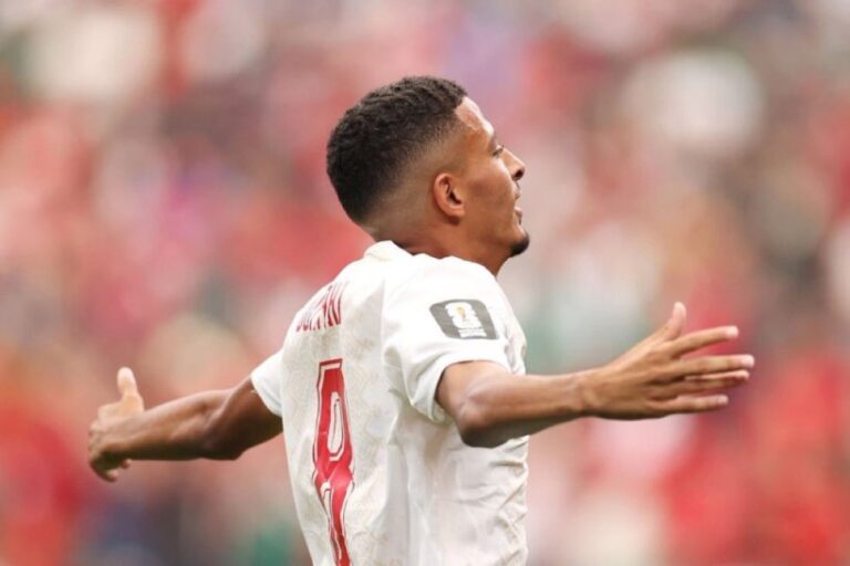 Ajax in talks over Ounahi deal