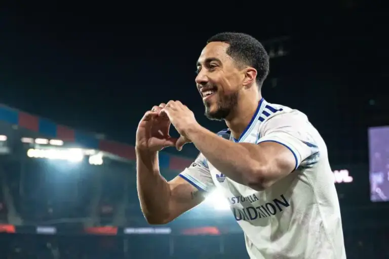 Manchester United seal £35m Youri Tielemans deal from Aston Villa
