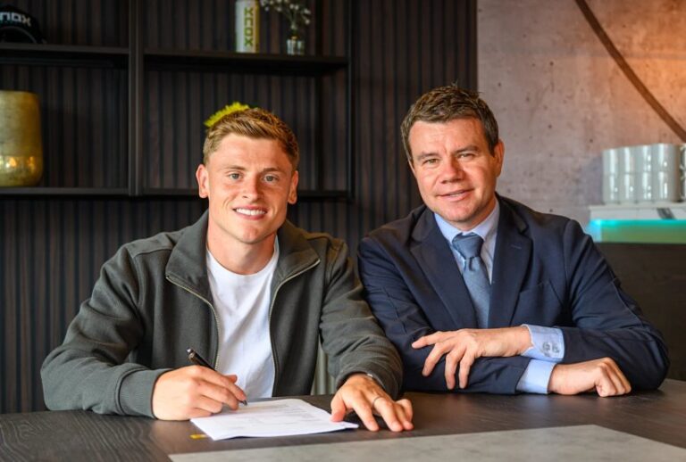 Harvey Barnes extends Newcastle stay