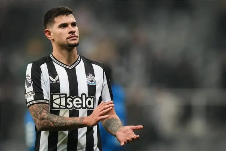 Arsenal agree £75m Guimarães deal