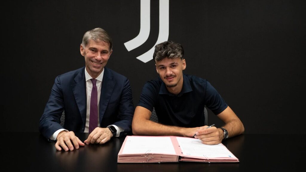 Juventus sign Leverkusen winger Karim Alajbegovic