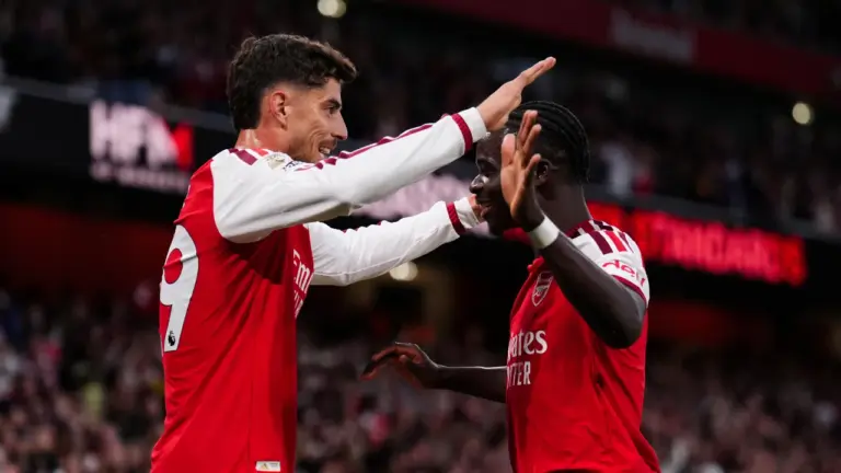 Arsenal Cruise to 3-0 Win Over Coventry City in Premier League Opener