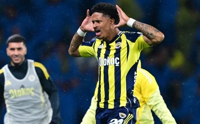 Roma Step Up Talks to Sign Fenerbahçe’s Oosterwolde