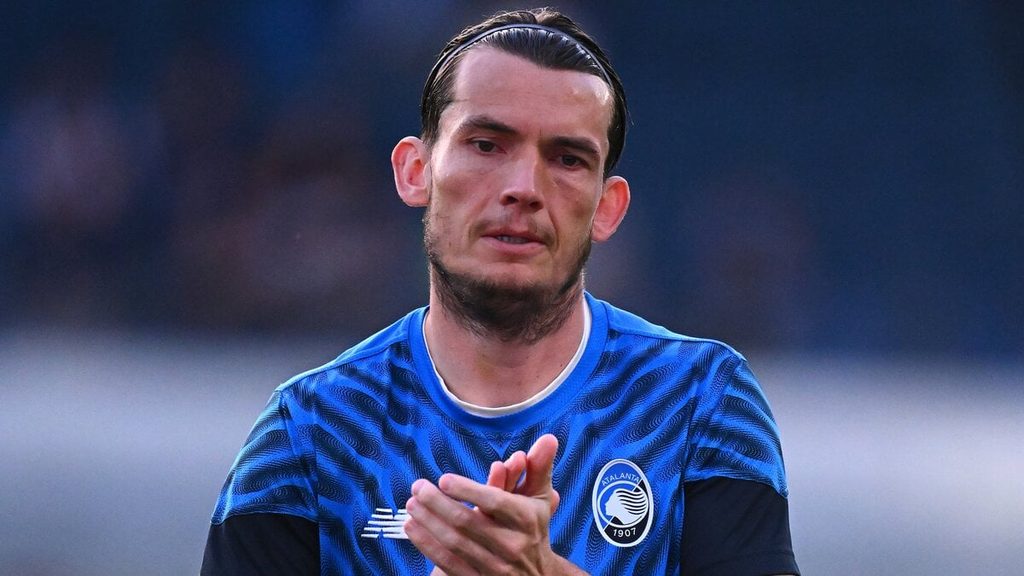 Roma Agree Deal to Sign Marten de Roon from Atalanta