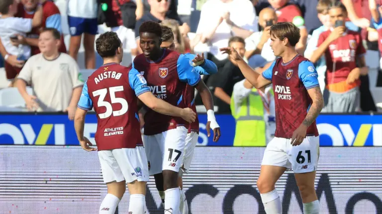 West Ham 3-0 Derby: Austbo and Kante seal back-to-back home wins